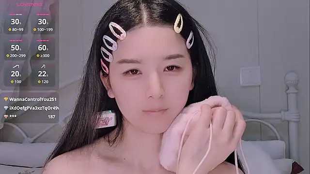 BingLin-'s Live XXX Chat