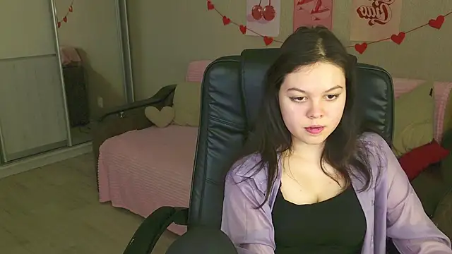 XXX chat uživo modela DelarySong