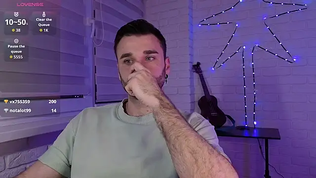 XXX chat uživo modela DaddySlava