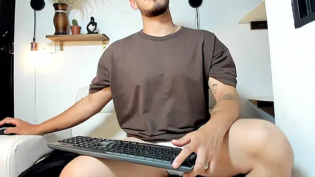Czat XXX na żywo – estivii