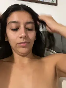 BrittanyDiazのライブXXXチャット
