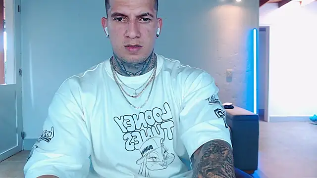 Chat XXX en directo de Shane_Clay