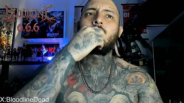 Chat XXX ao vivo de DEATHINK666XX