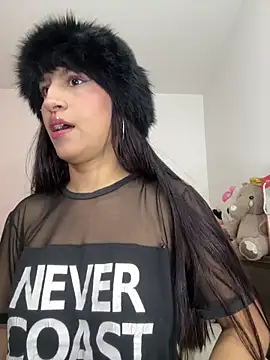 MiaSL_ Adlı Modelin Canlı XXX Sohbeti
