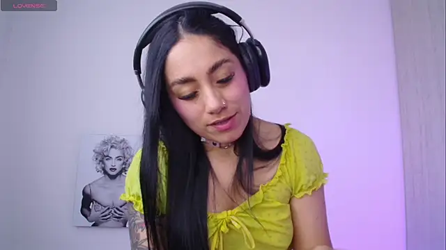 Czat XXX na żywo – Millie_bobby