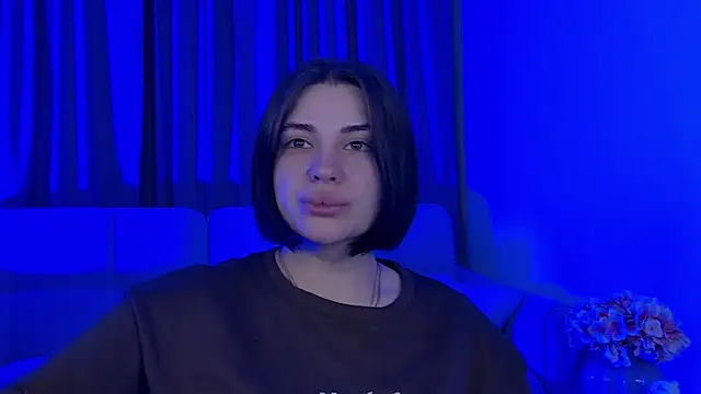 AdrianaToress: онлайн-секс-чат