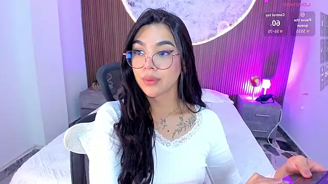 XXX chat uživo modela RoseCassie