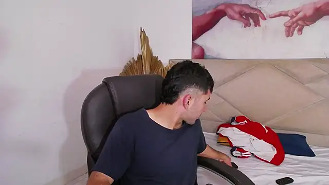 BryanTowers Chat XXX live