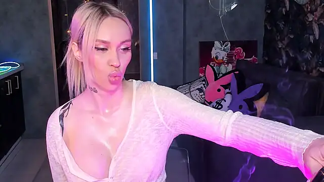Blckmirrorr's Live XXX Chat