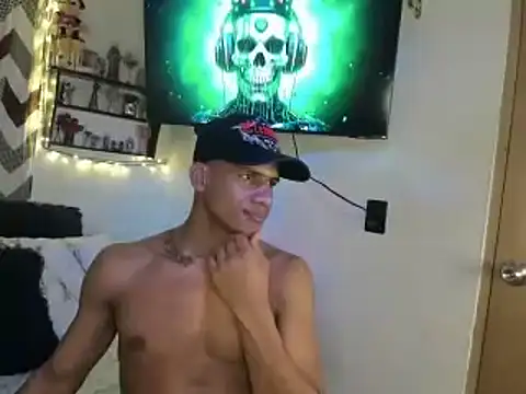 JUANBIGCOCK21CM Live XXX-Chat