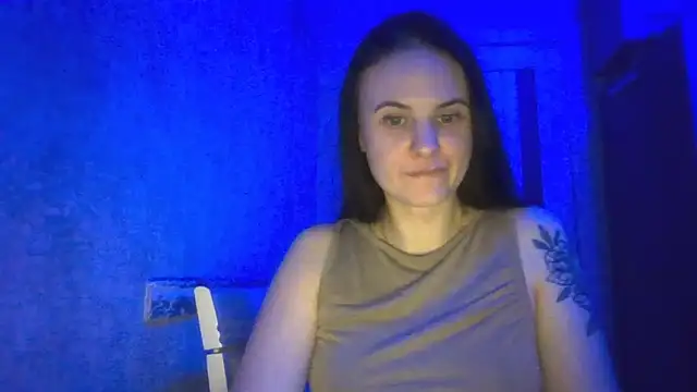 Chatroom XXX en direct de LolaMegan