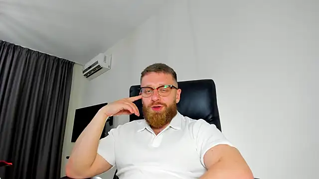 Findom_guy: διαδικτυακό σόου στην κάμερα