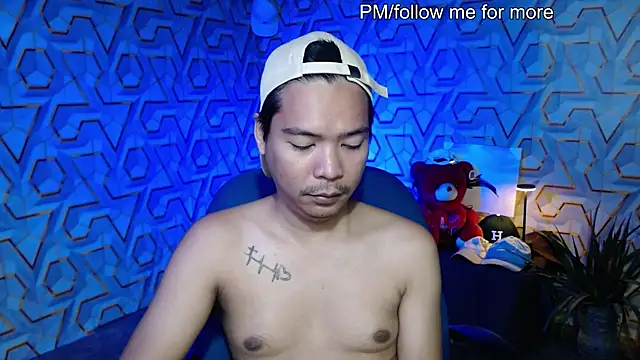 MANIACasianX Show in webcam