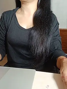 Chat +18 de Chanchal--Navya ao vivo