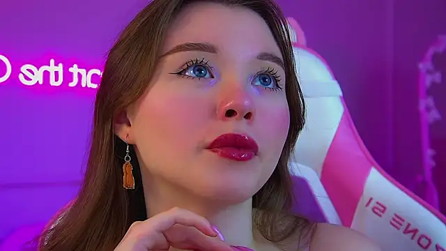 Živý XXX chat KeiraAsti