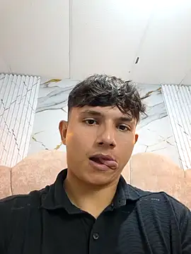 Chat XXX en directo de ParejaCurvy20