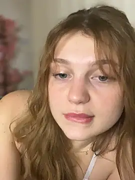 Chat XXX ao vivo de Emaline_Fane