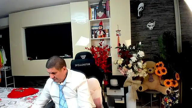SpartacusDaddy48 Adlı Modelin Web Kamerası Şovu