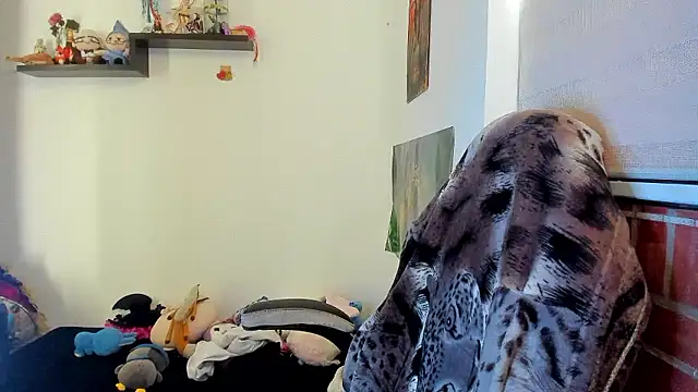 Chatroom XXX en direct de Shaddycute_
