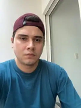 tato15152 Show in webcam