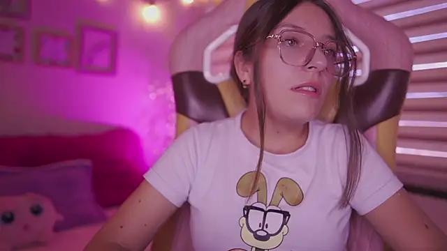 Czat XXX na żywo – milly_kenner