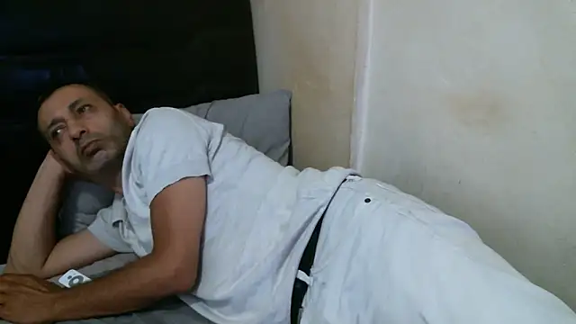 Rator_2 – Naživo XXX chat
