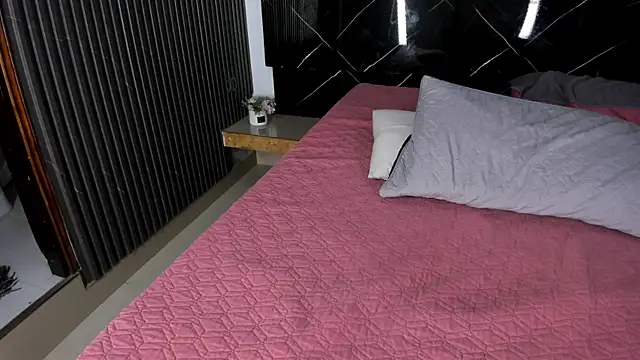 Gael_Hills Webcam Show