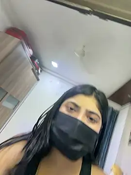 Chat +18 de yumna ao vivo