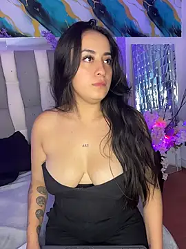 โชว์เว็บแคมของ Antonella_Julieta