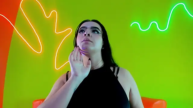 دردشة Ema_Isabella الجنسية المباشرة