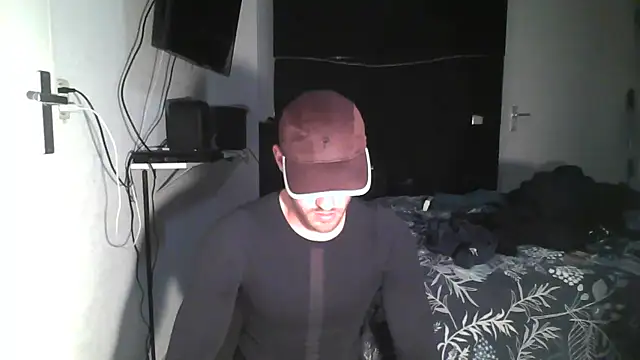 slaveboyrow webcam show