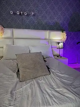 Chat +18 de Celeste_Amber ao vivo