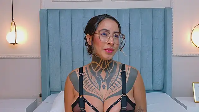 NicoleBlum – Naživo XXX chat