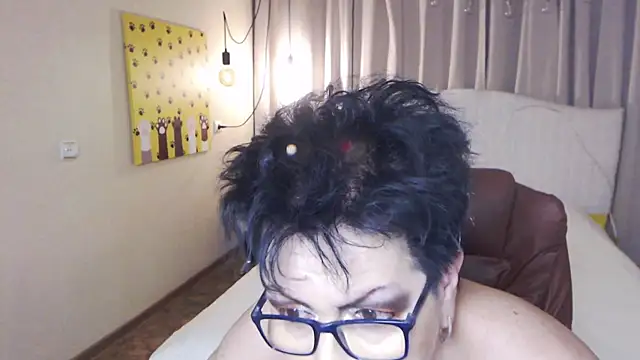 Chat +18 de MasterLeila ao vivo