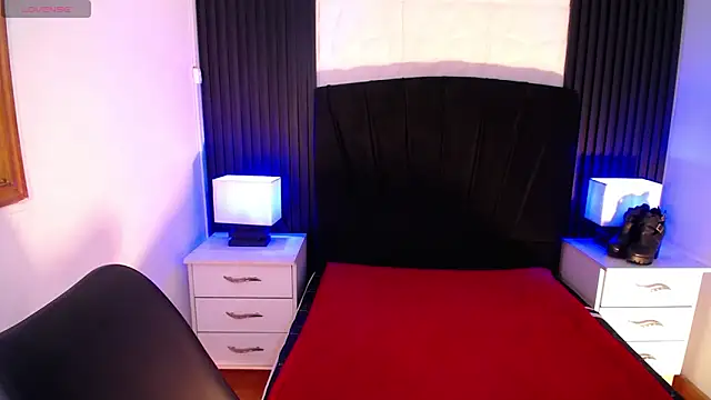 alicia_moom Chat XXX in diretta