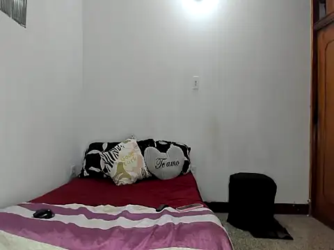 Genesisklart's Live XXX Chat