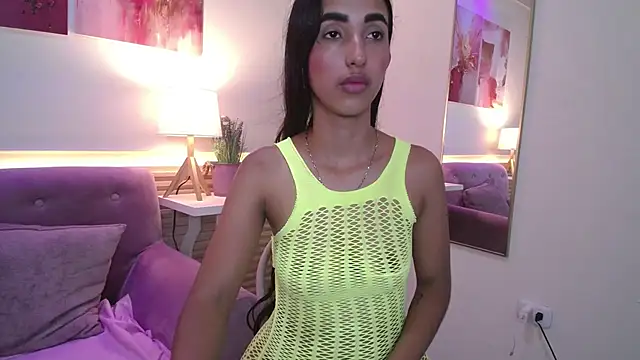SweetyLaly Adlı Modelin Canlı XXX Sohbeti