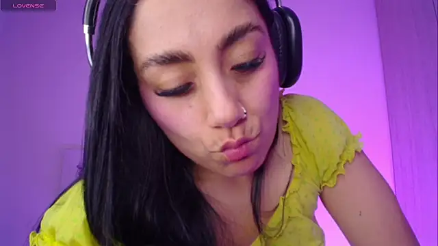 دردشة Millie_bobby الجنسية المباشرة