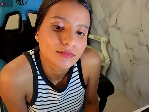 Cataleya23_a élő XXX-chatje