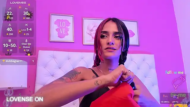 RavynRouges Adlı Modelin Canlı XXX Sohbeti