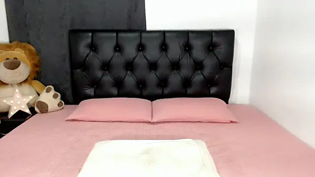 Morgan_rox23's Live XXX Chat