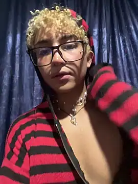 Valentin0__3 在線直播表演