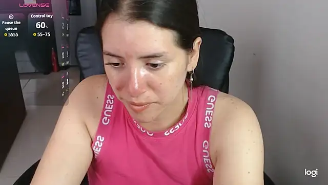 spicey_latina's Live XXX Chat