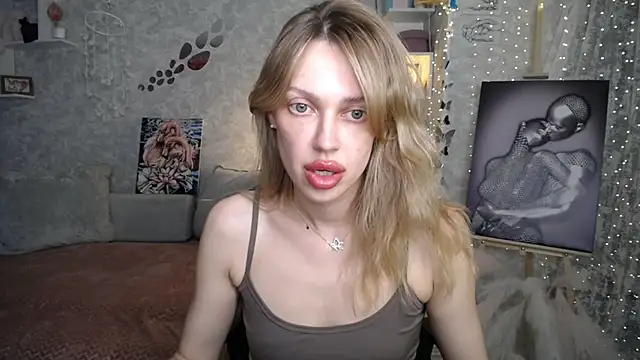 Živý XXX chat NickyAdamidi