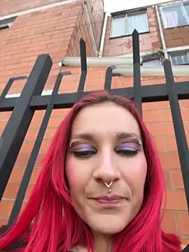 Amelie-RedHoney – Naživo XXX chat