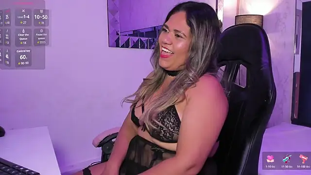 MILFaurora Live Chatrum