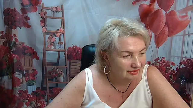 RenataDaster élő XXX-chatje