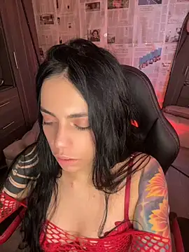 Chat +18 de i_am_nina_ ao vivo