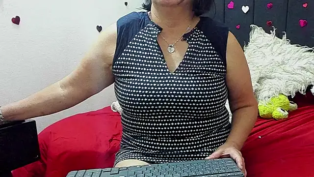 Evaaross_2345 – Live XXX-chat