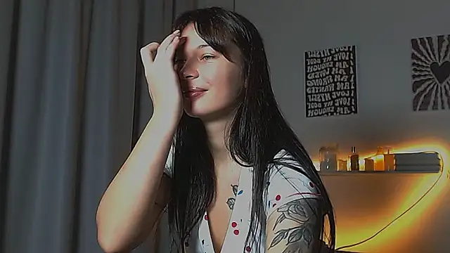 AlexaSven Chat XXX in diretta